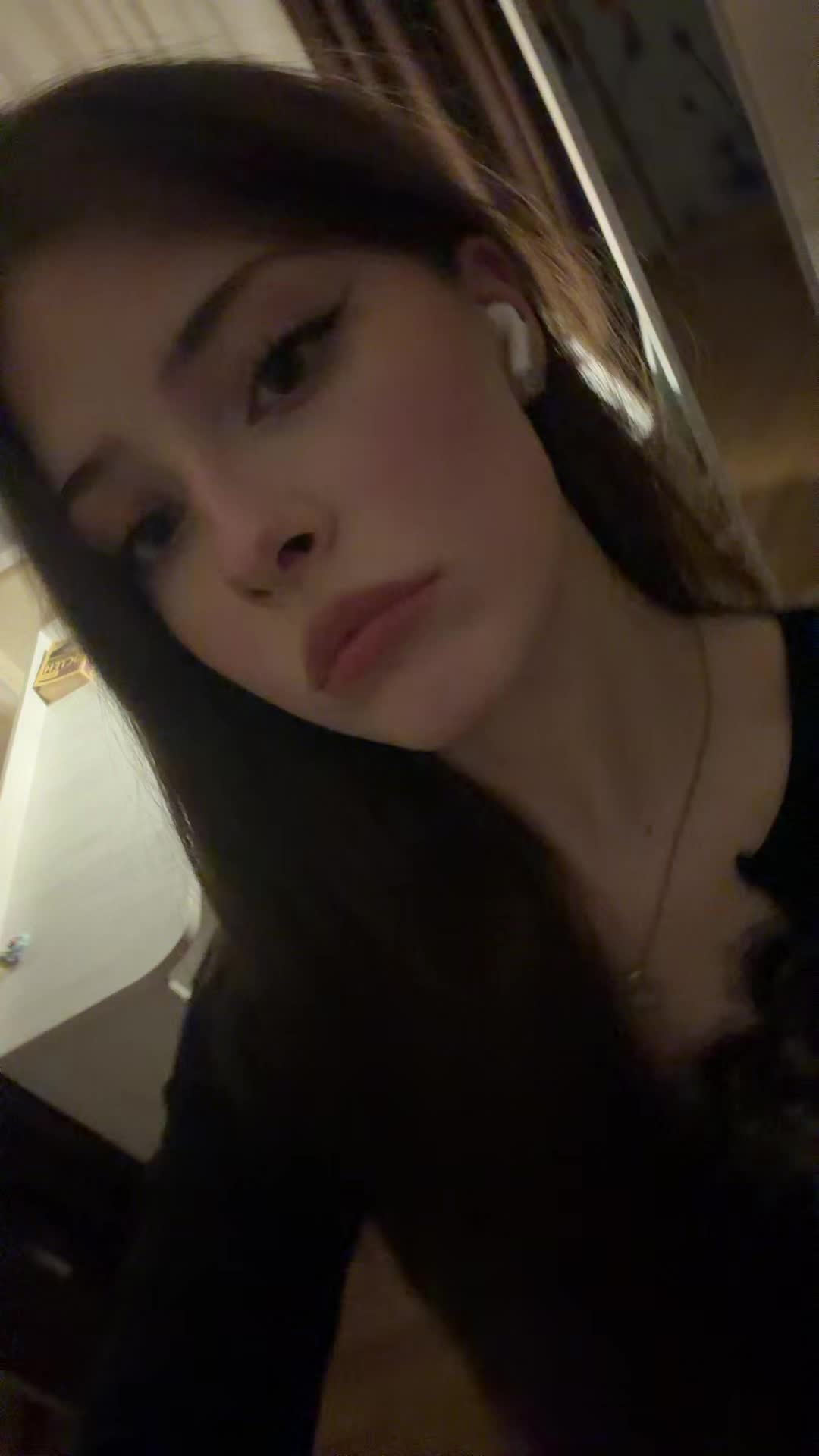 @alinq