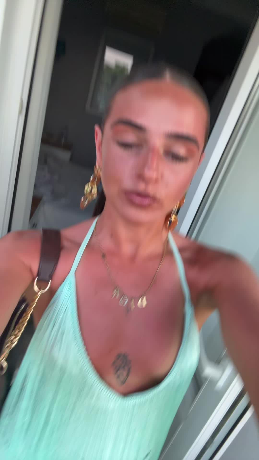 @Sarah;)