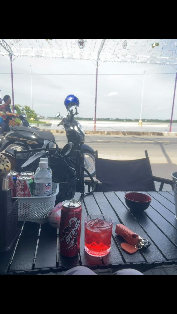 @Jēē Lęāk