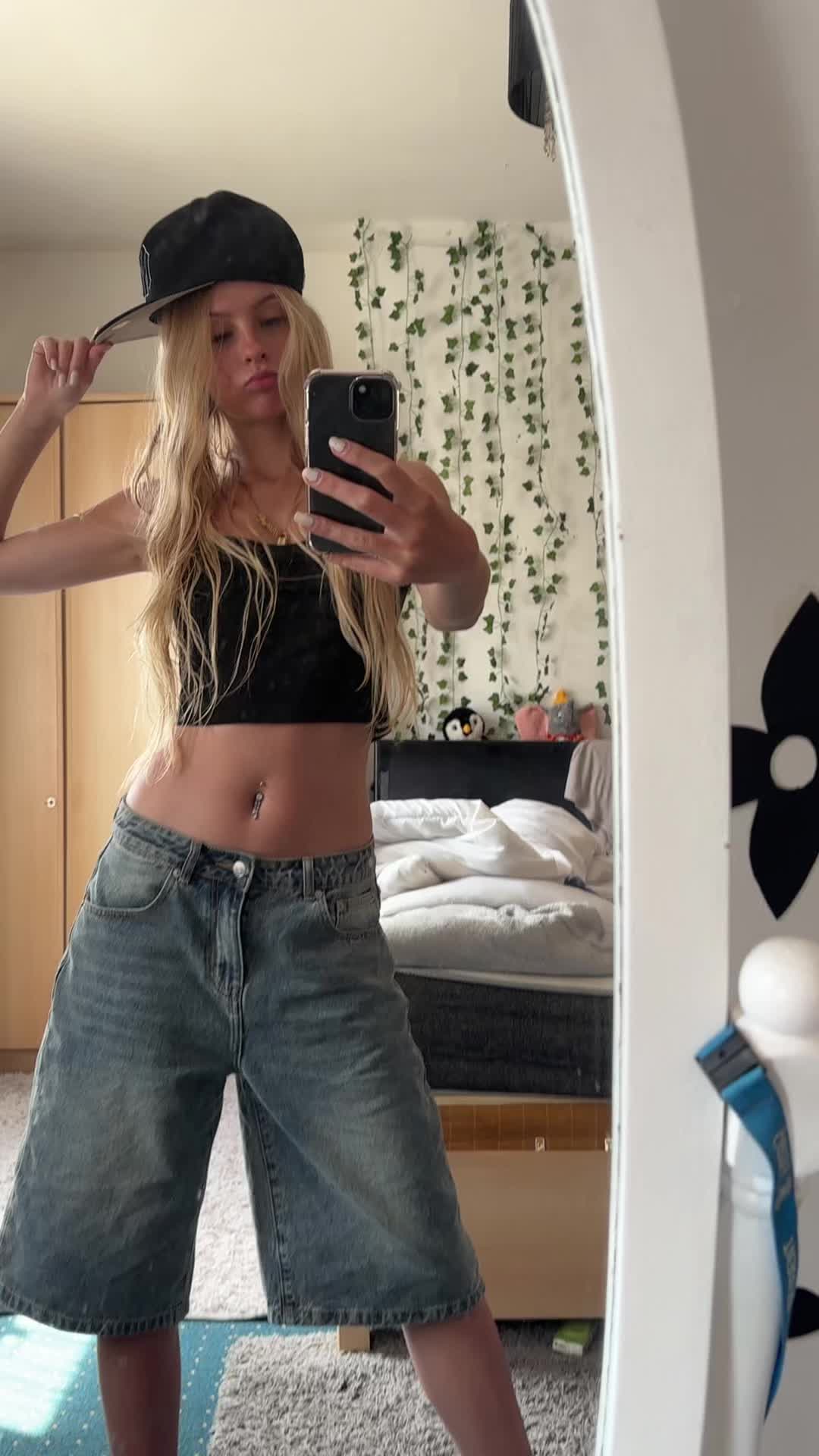 @Youraverageblonde