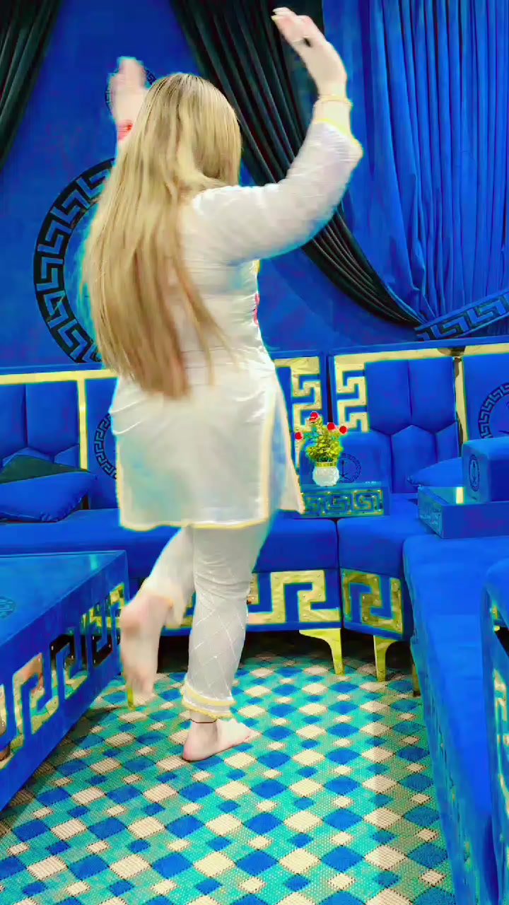 @cutE مno