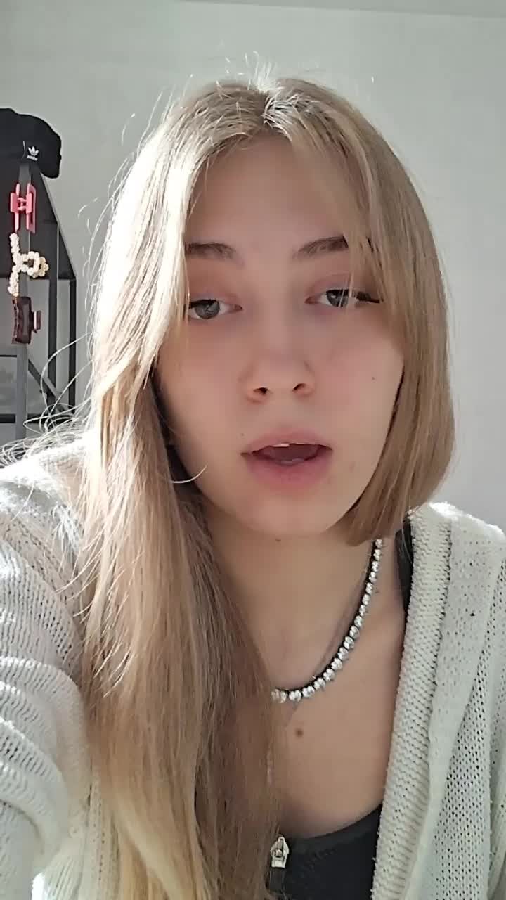 @mya ferri