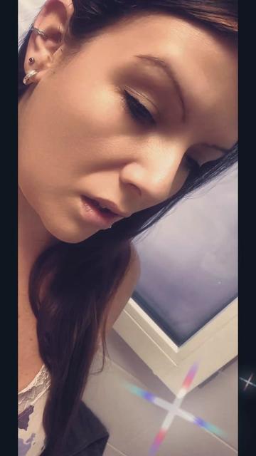 @einfachmely