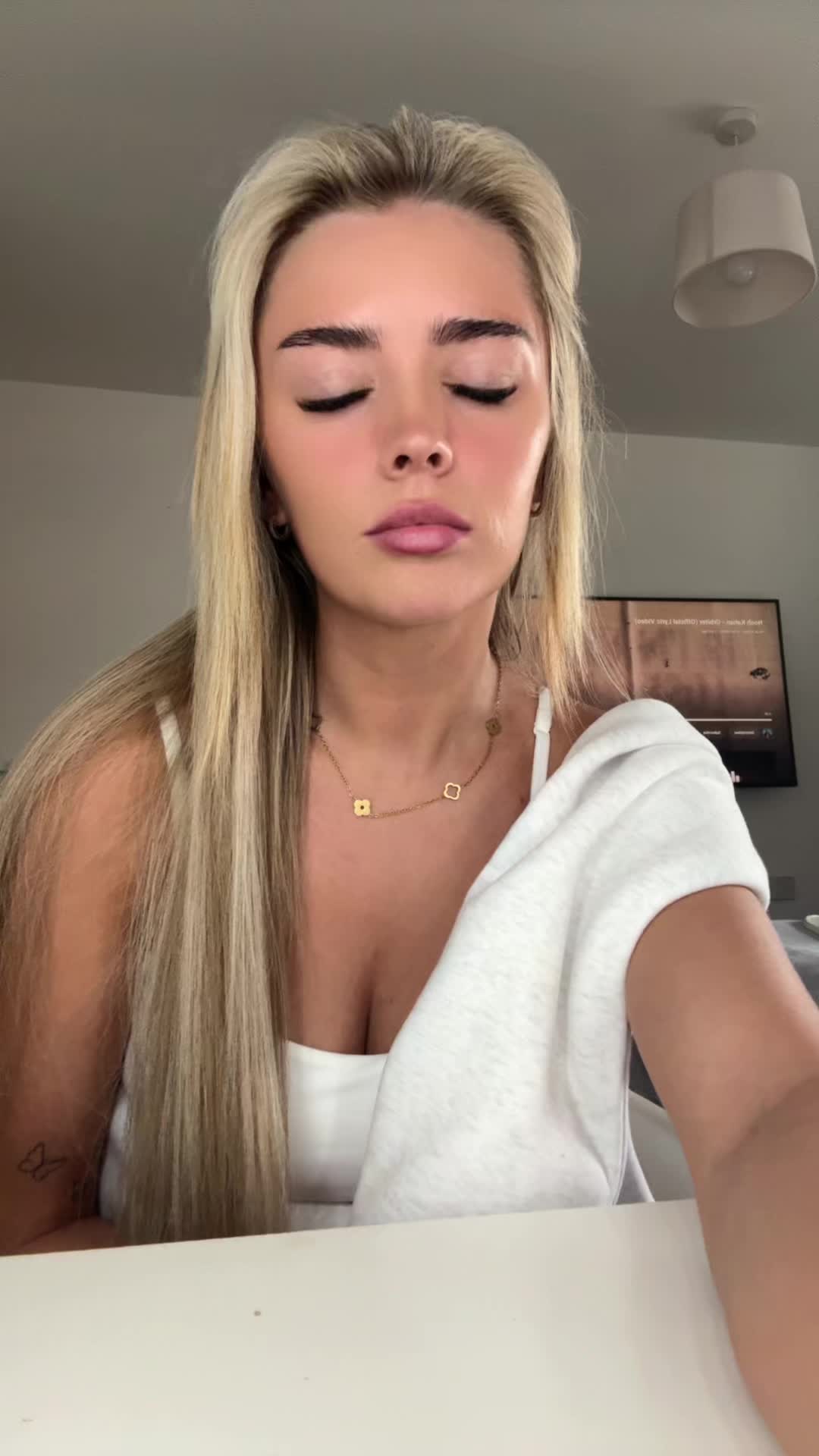 @LEAH PALMER☁️