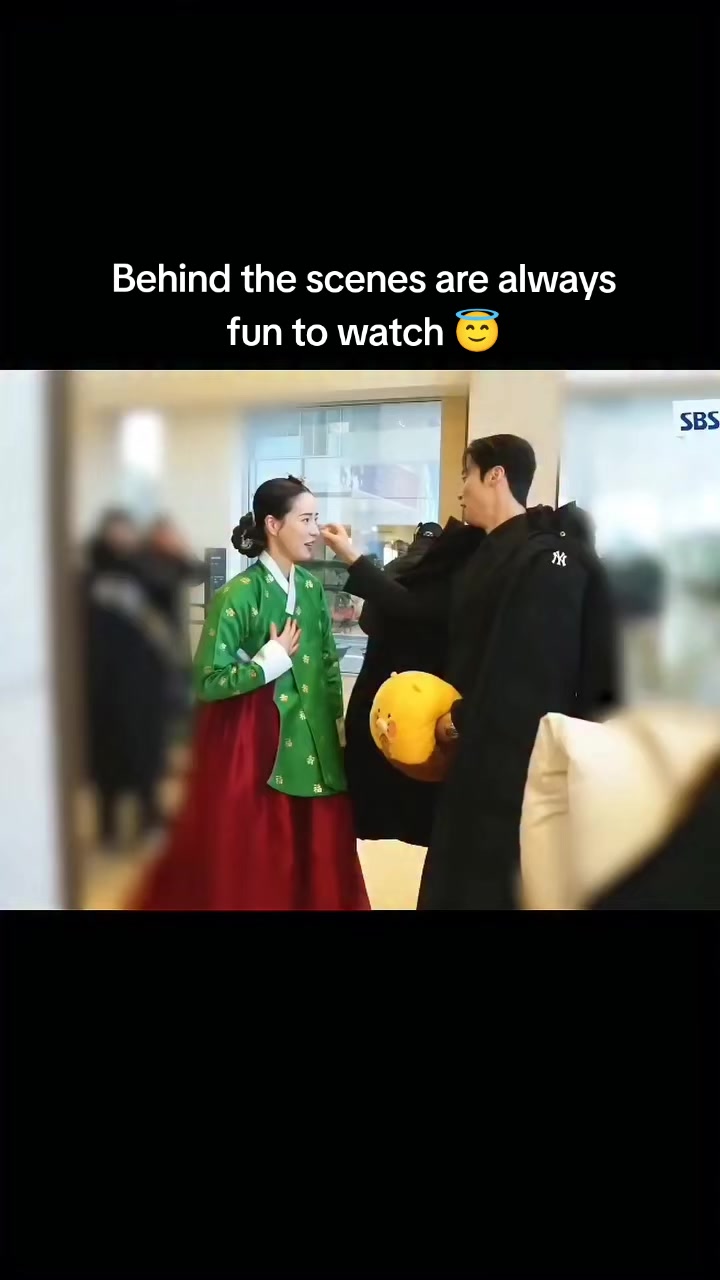 @KoreanShowbiz