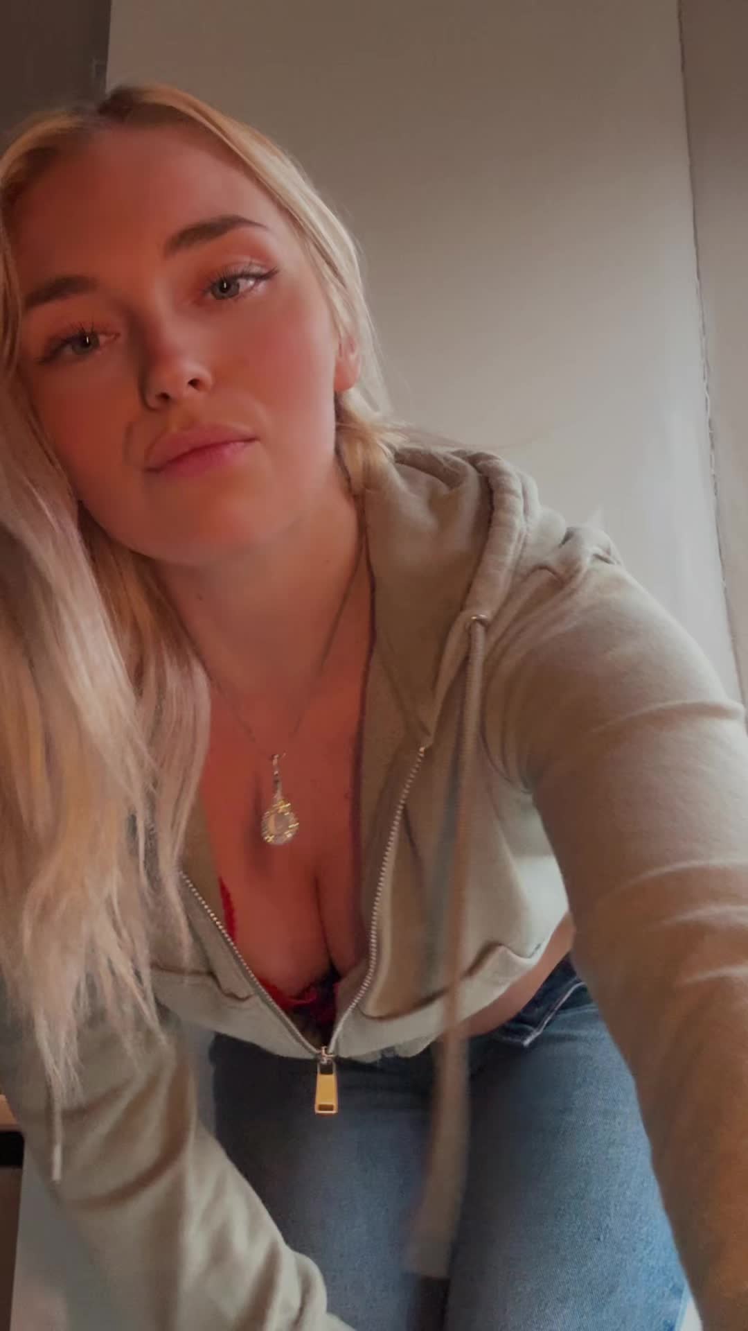 @ashleychase_x