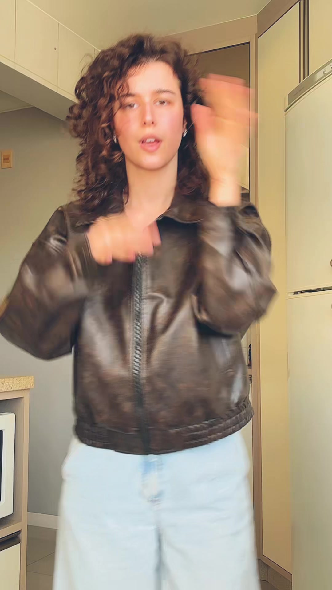 @lu