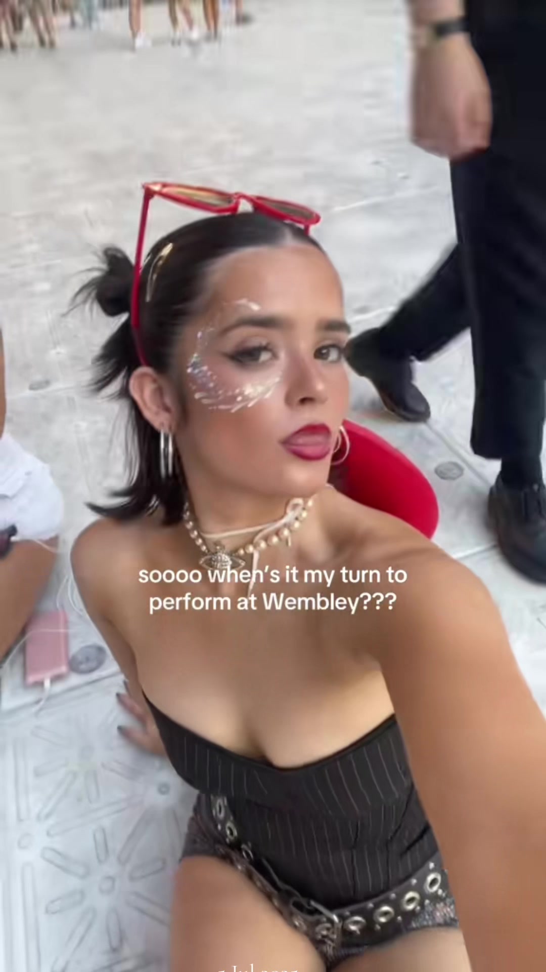 @itsliterallyjustbelle