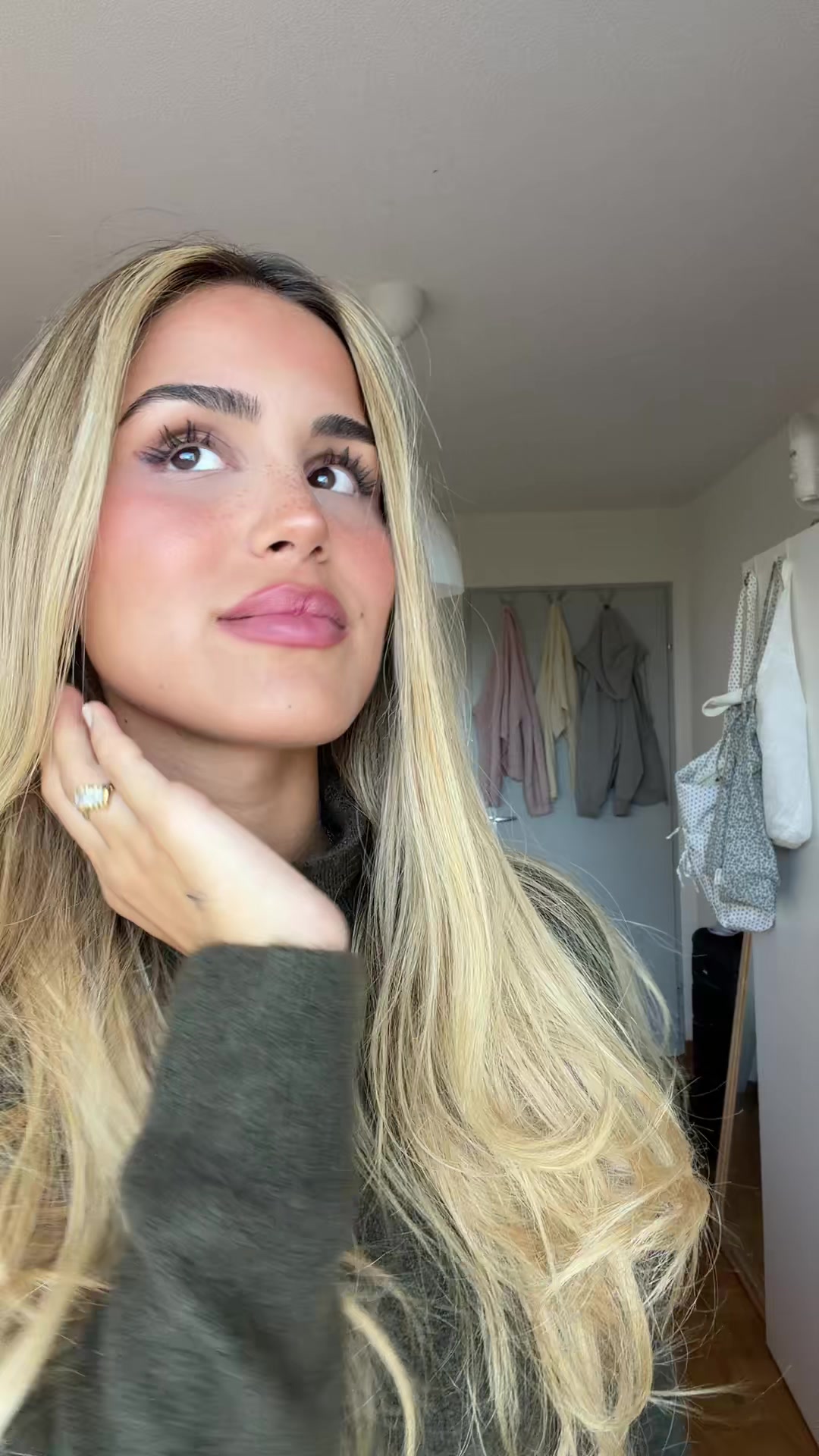 @Alegria