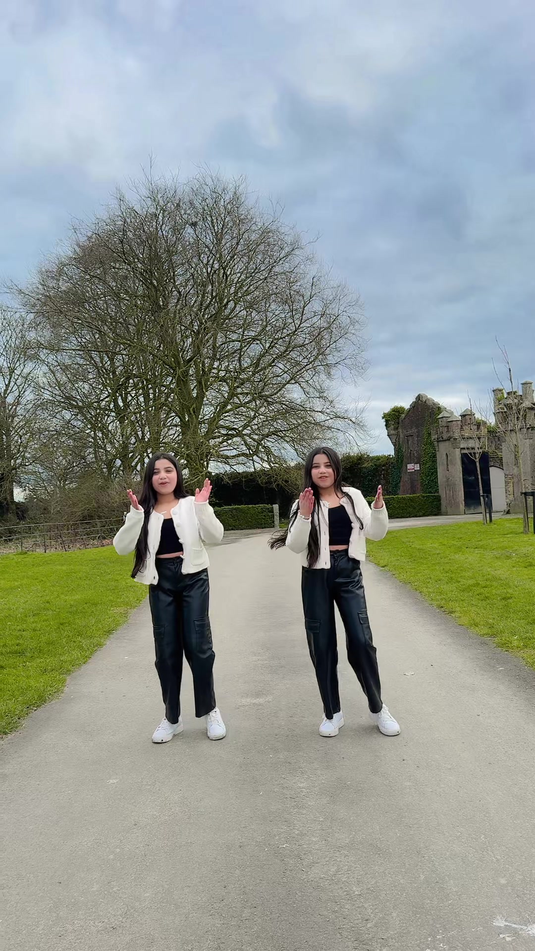 @Saroja🦚