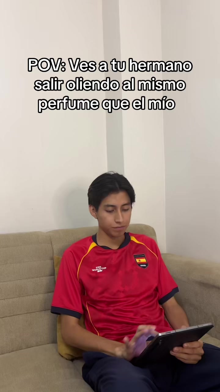 @anazcovibes