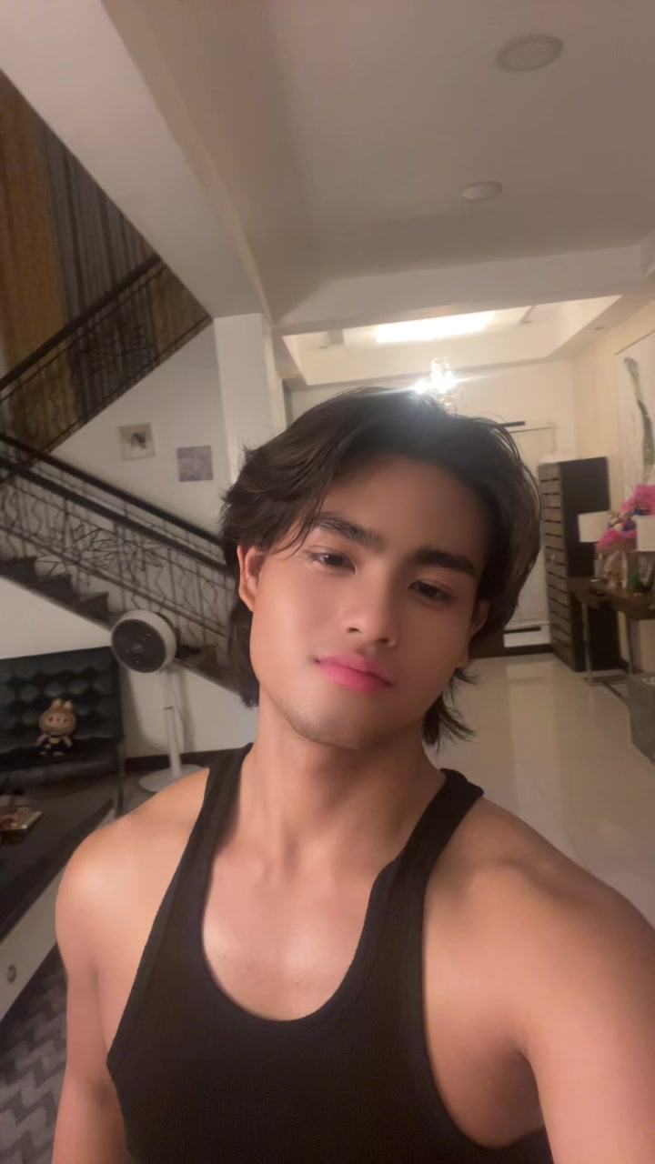 @Aeron Halili (Eron)