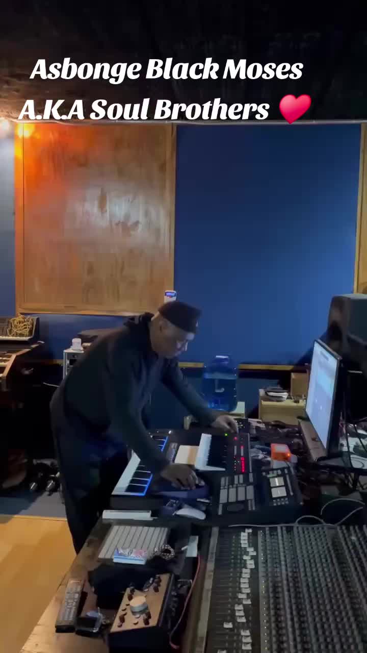 @SirNdixy-17