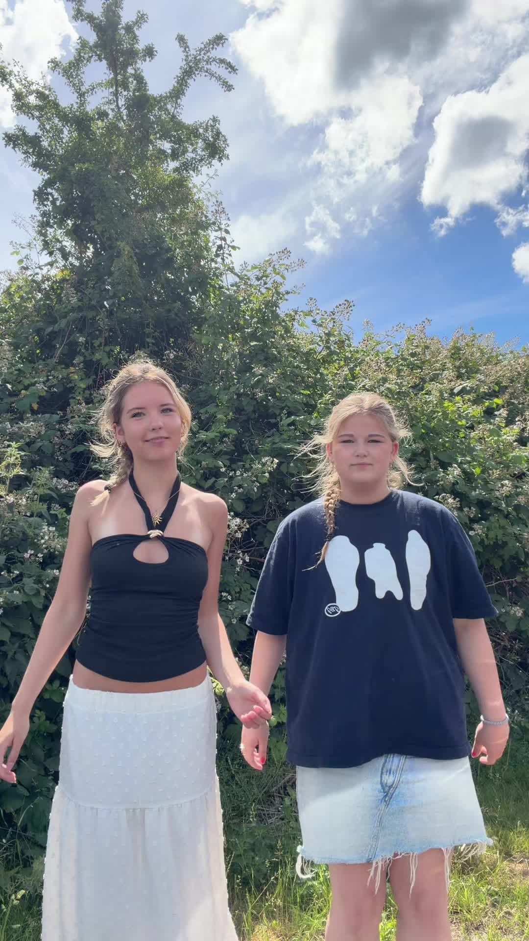 @Eva&Freja👩🏼👩🏽