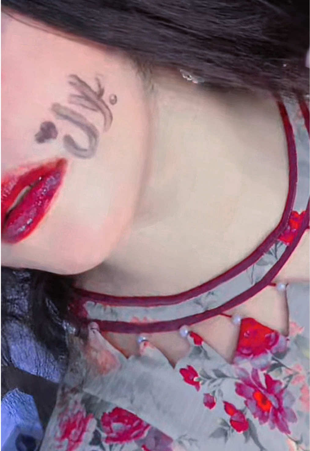 @AiizaL