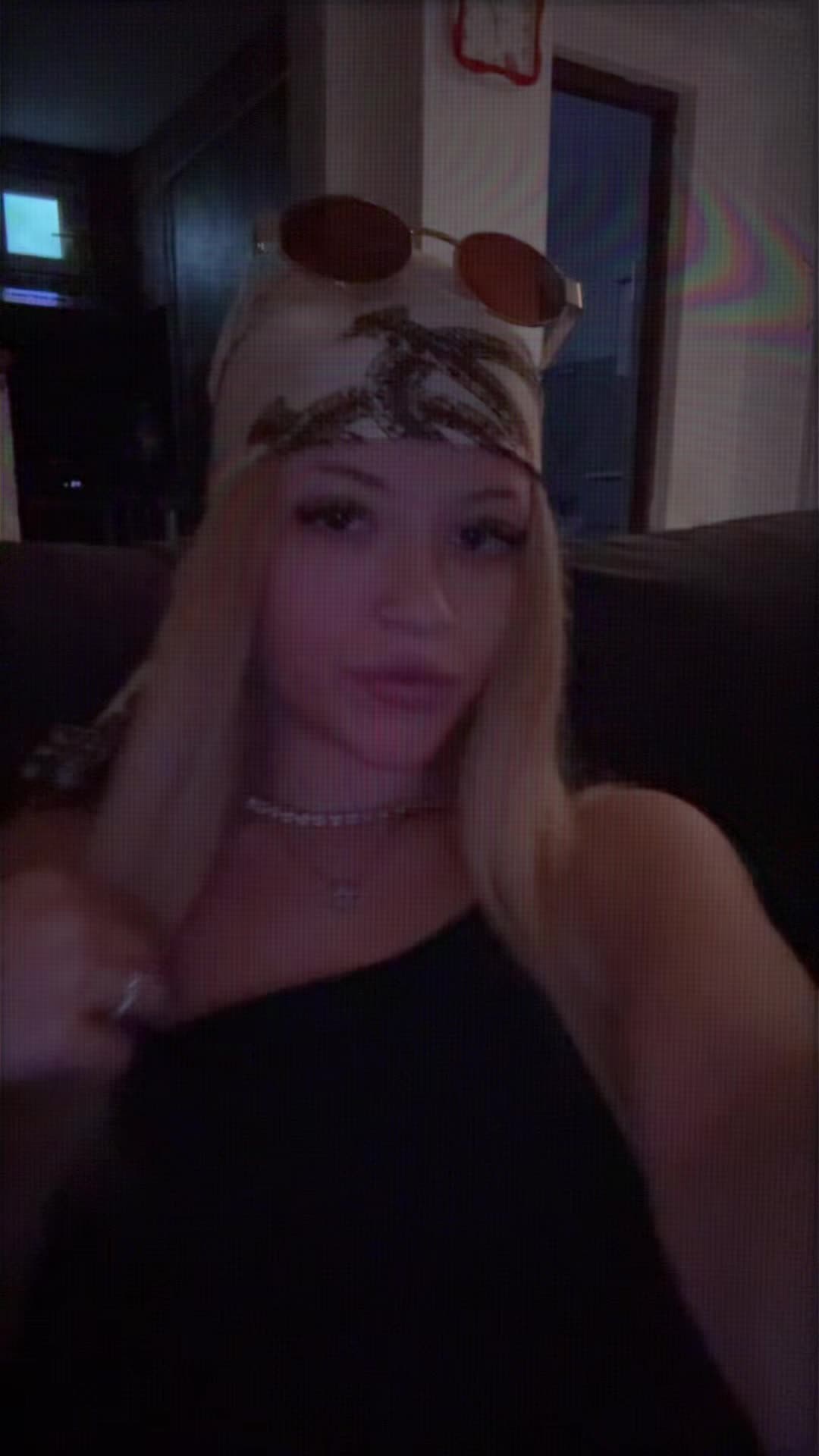 @Zahide de România😈