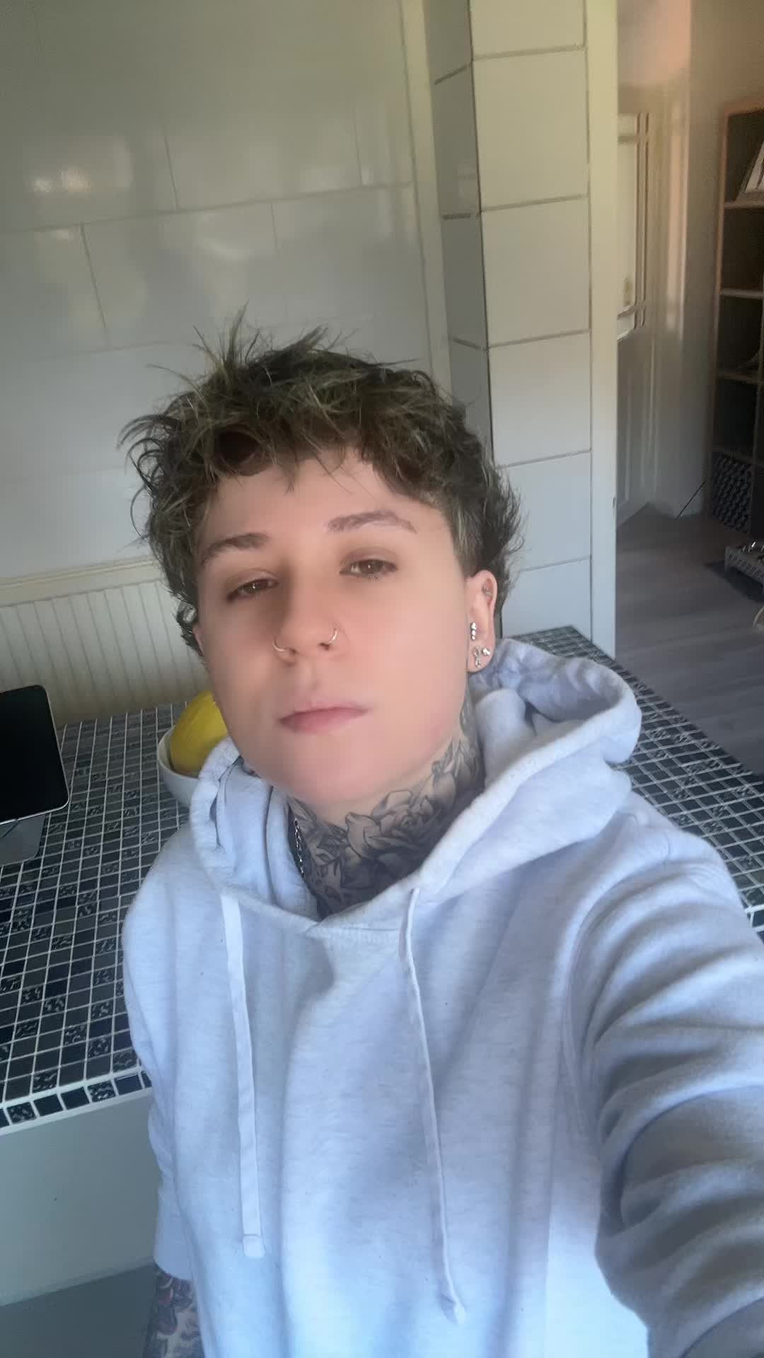 @Chloe .D.