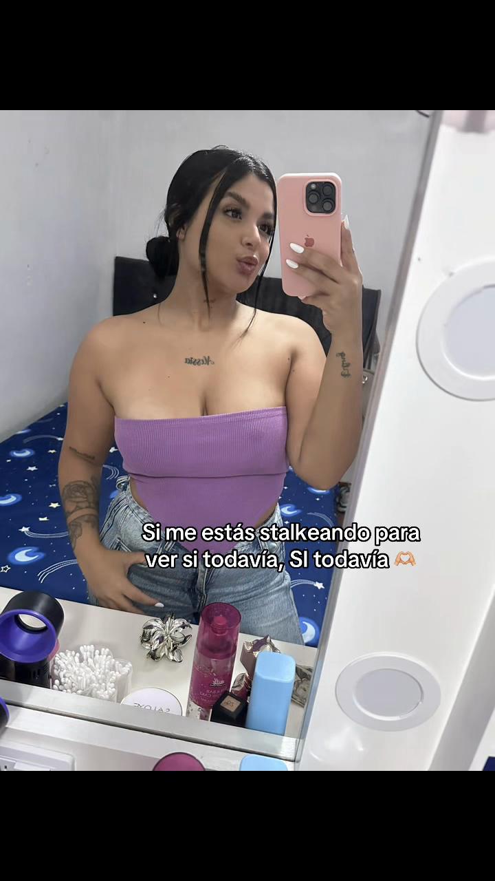 @Angie Carol🌸