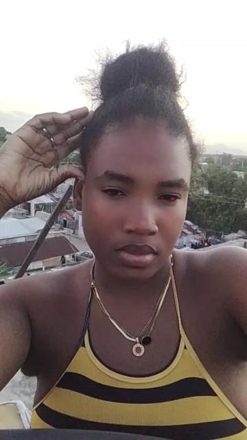 @Laura la para
