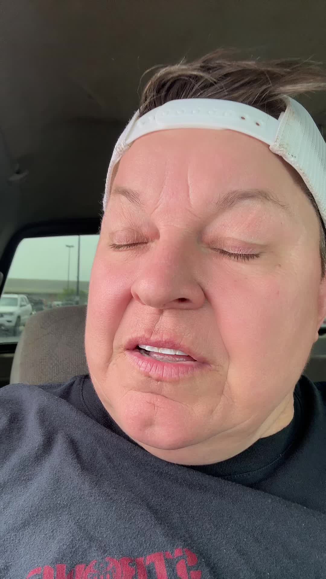 @Hoosieramanda