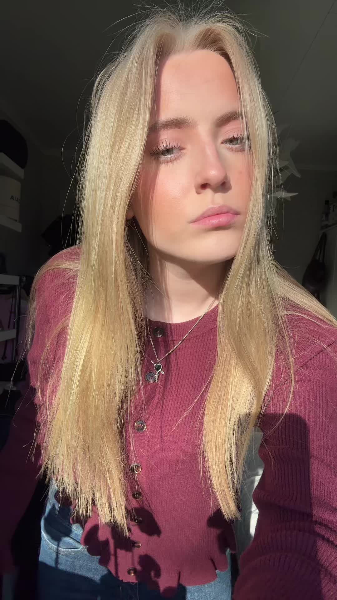 @L I N N &Eacute; A