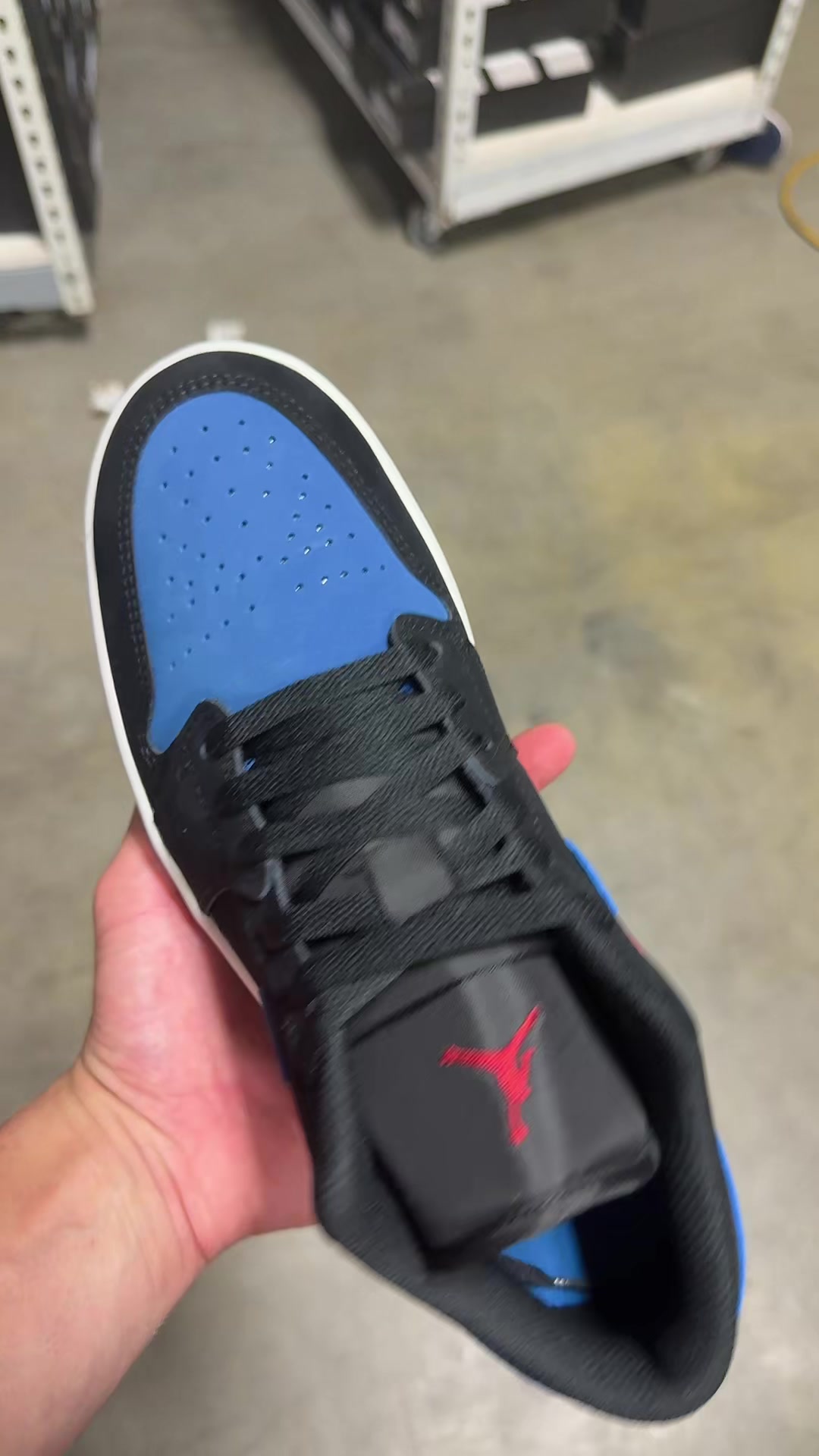 @VERIFIED SNEAKER DEALS