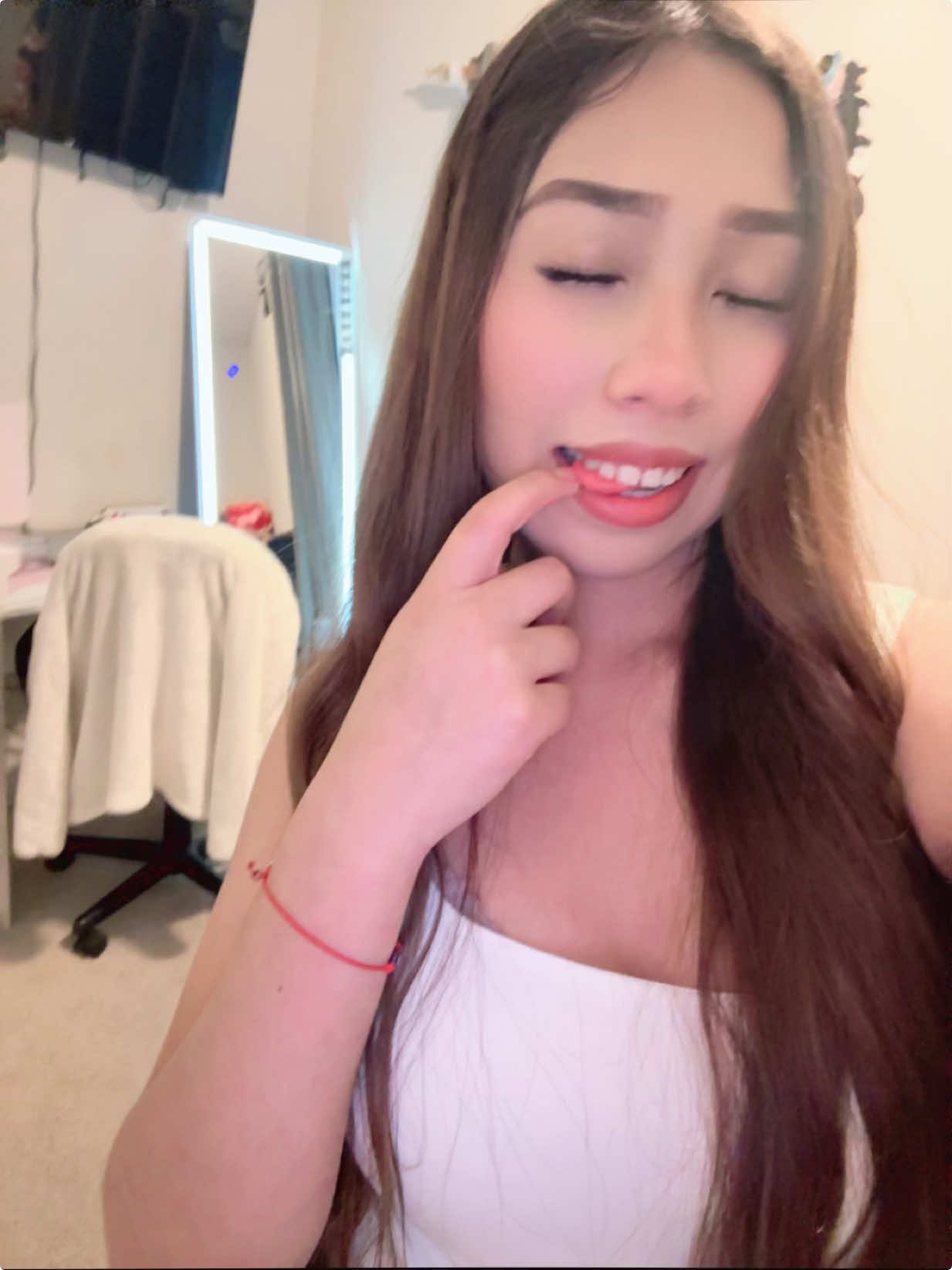 @𝓙𝓪𝓼𝓶𝓲𝓷𝓮
