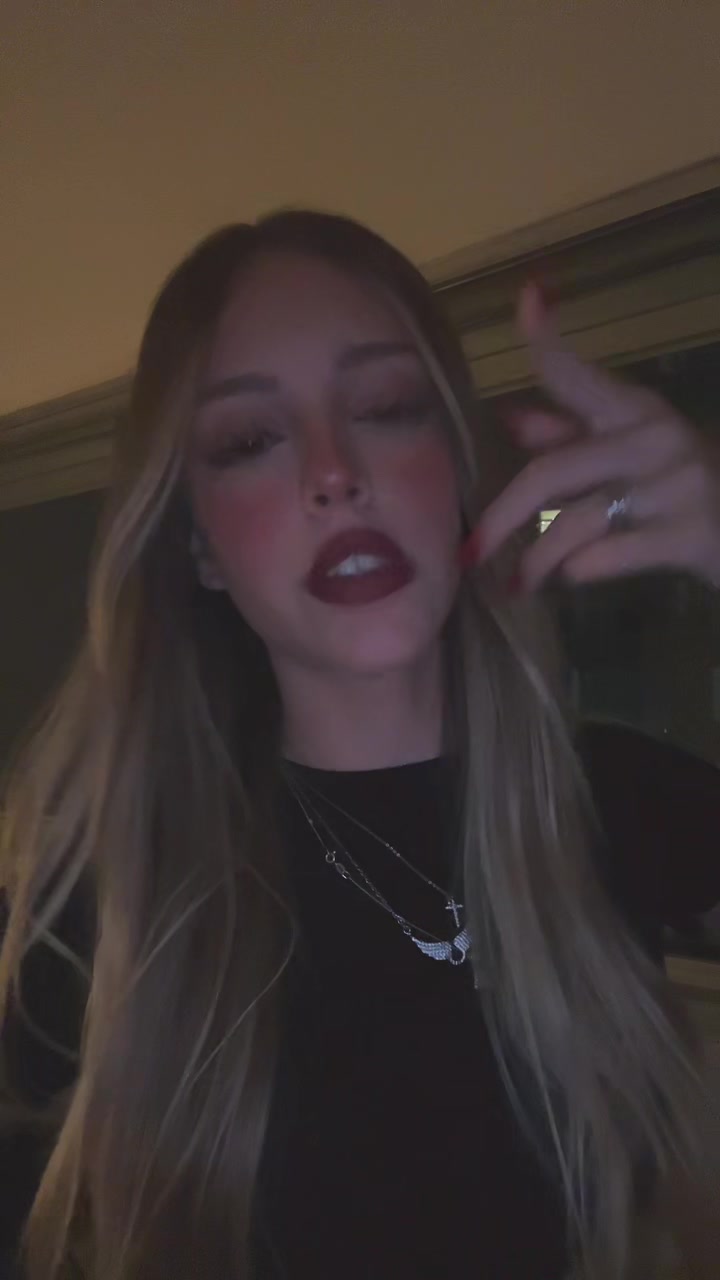 @Aniita😘