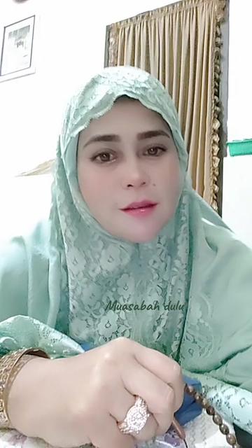 @Elly Satiti