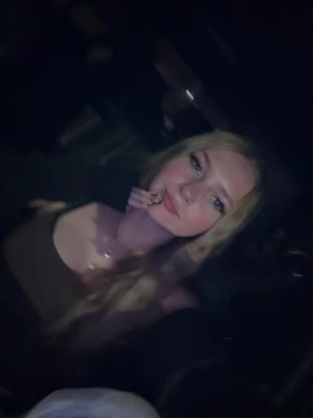 @😘