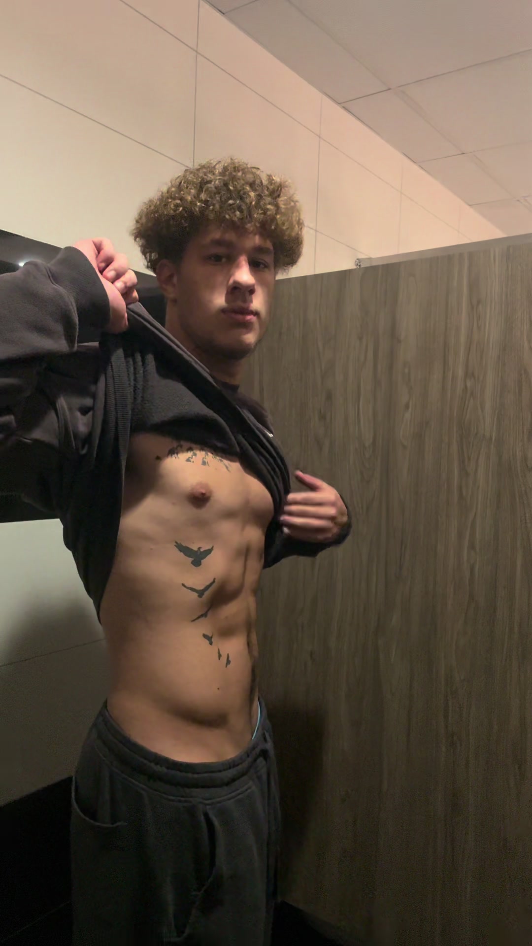 @The_elevator_kid