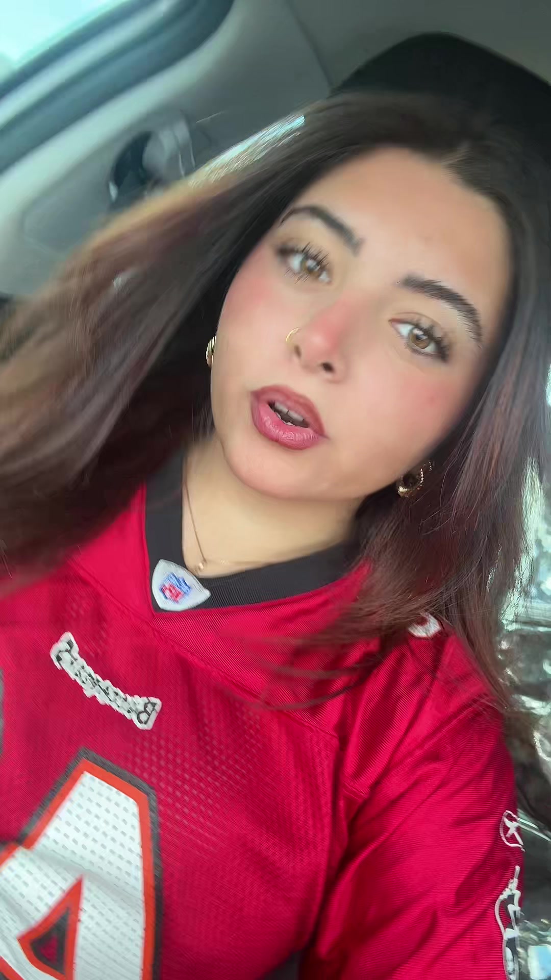 @￴￴