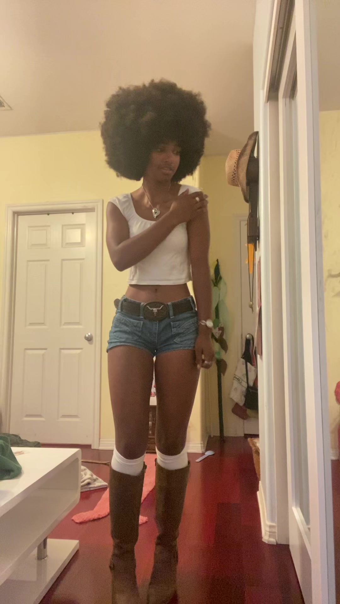 @uglyshmugly