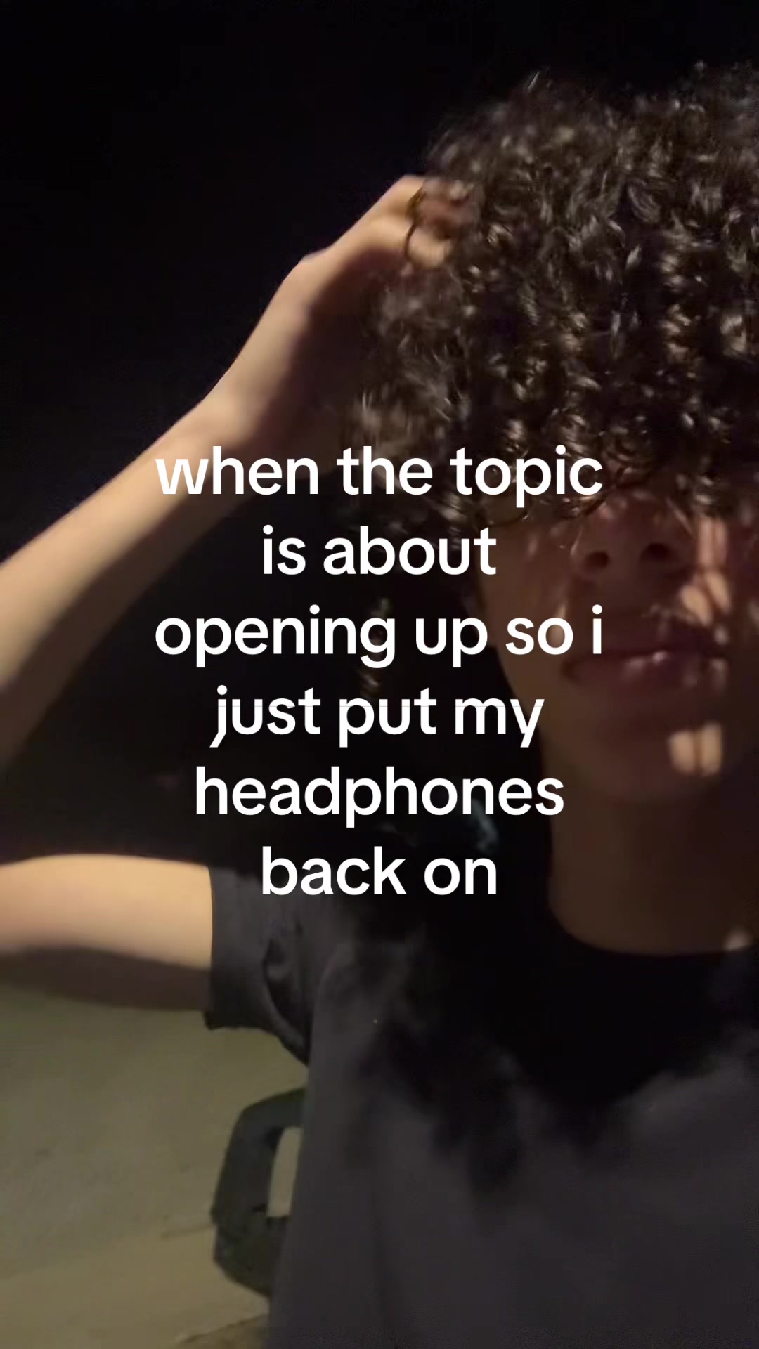 @︎