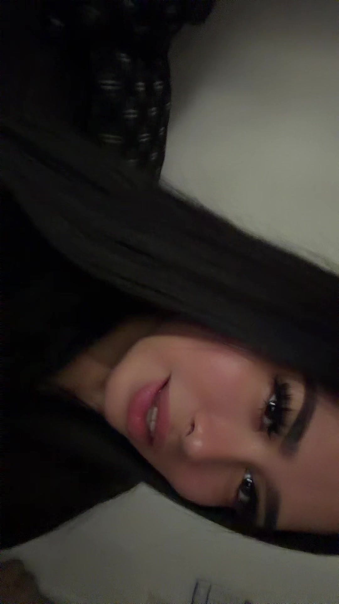 @Honeybarb