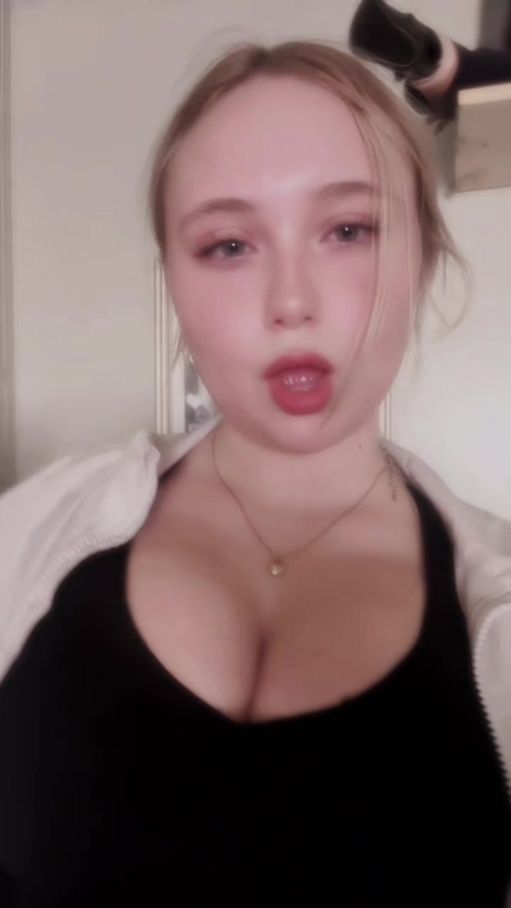 @Jezzibel
