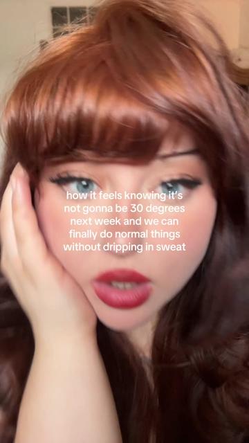 @holly