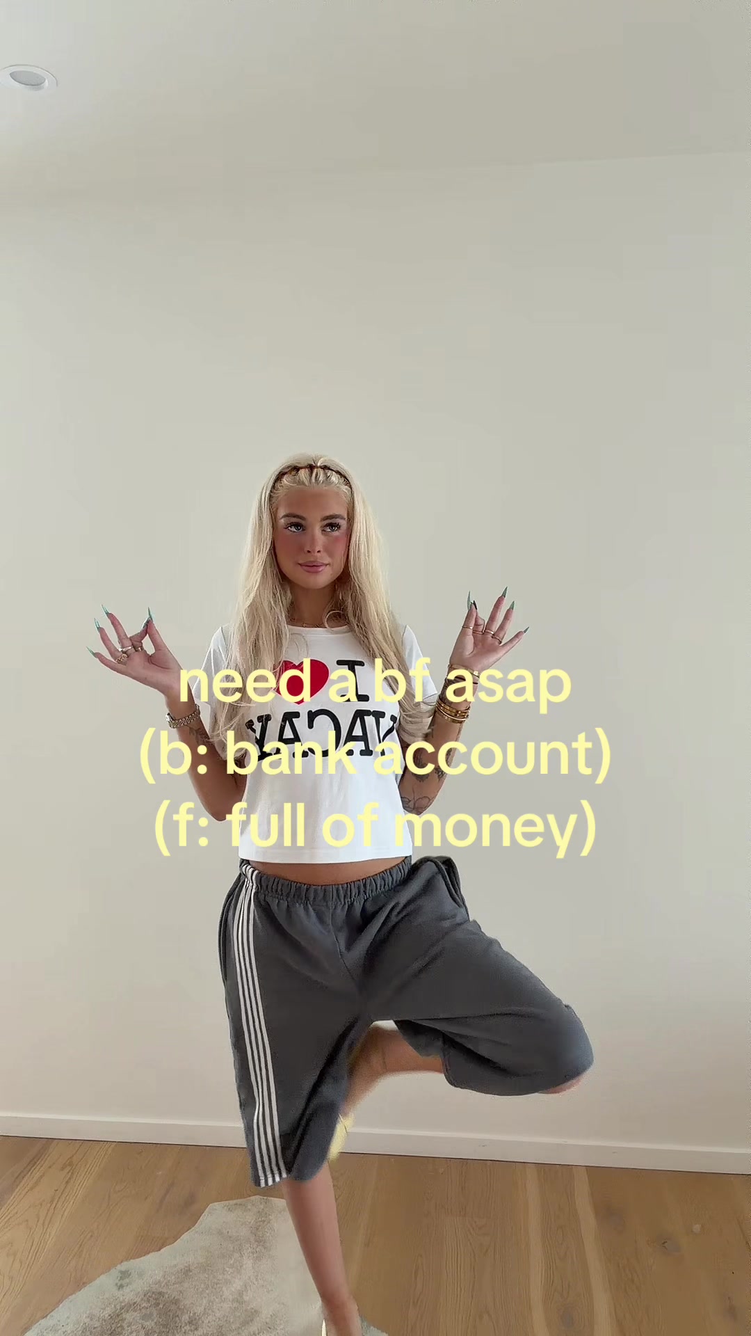 @MIA HAZELWOOD