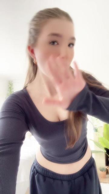 @ellie_main02