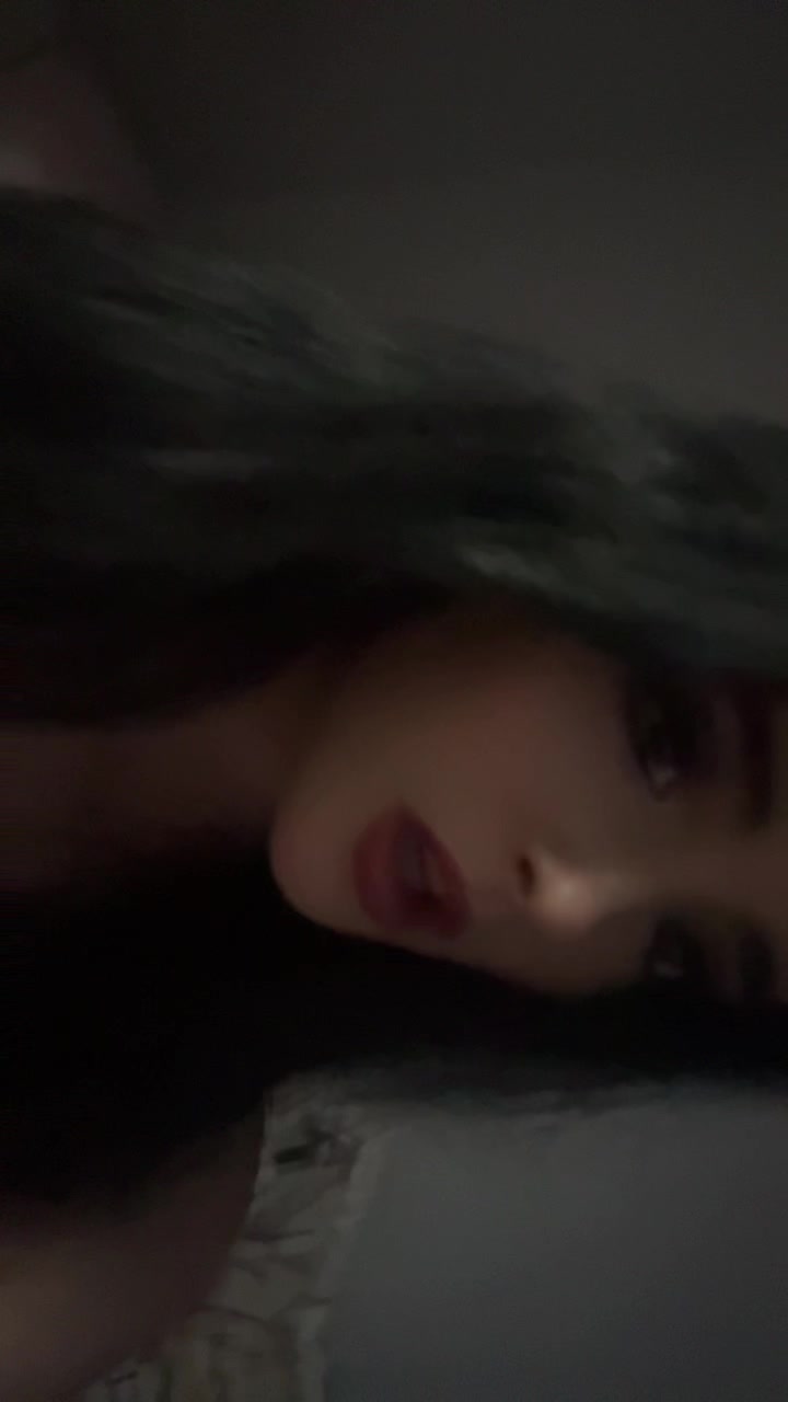 @️🦢