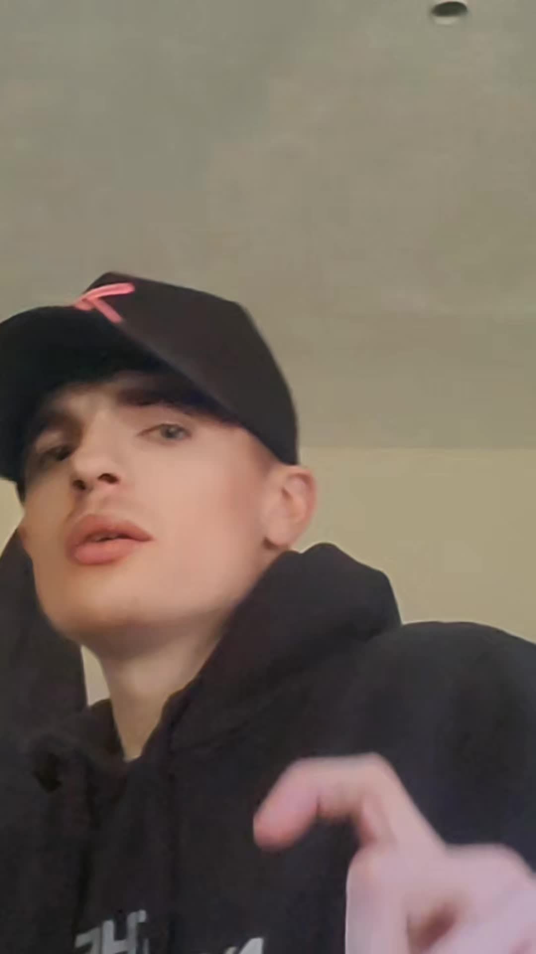 @justamanwithhat1