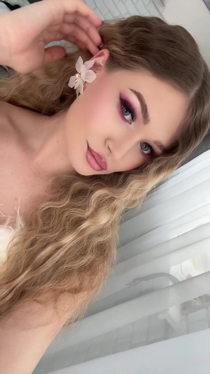 @Поля