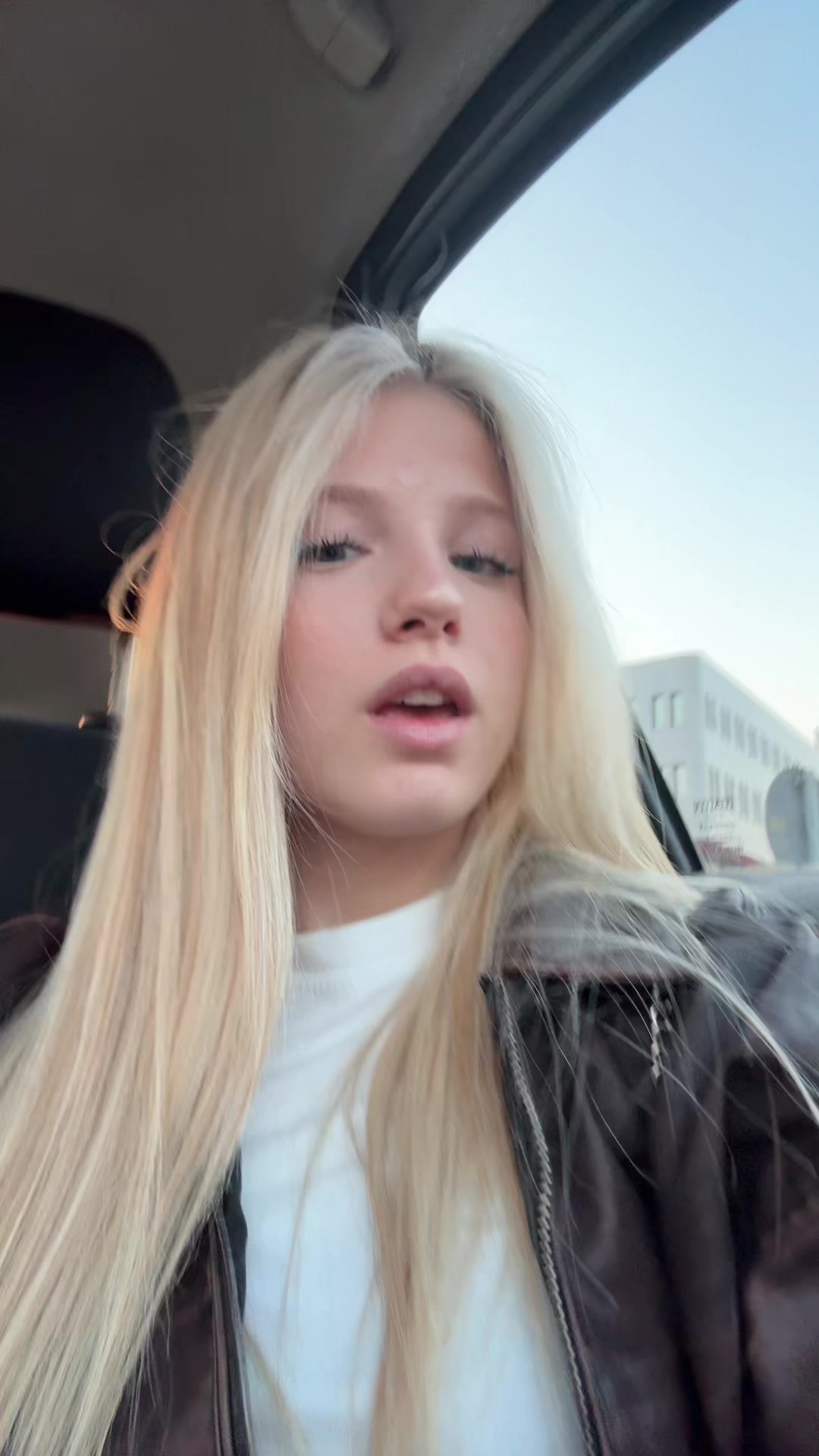 @vivi