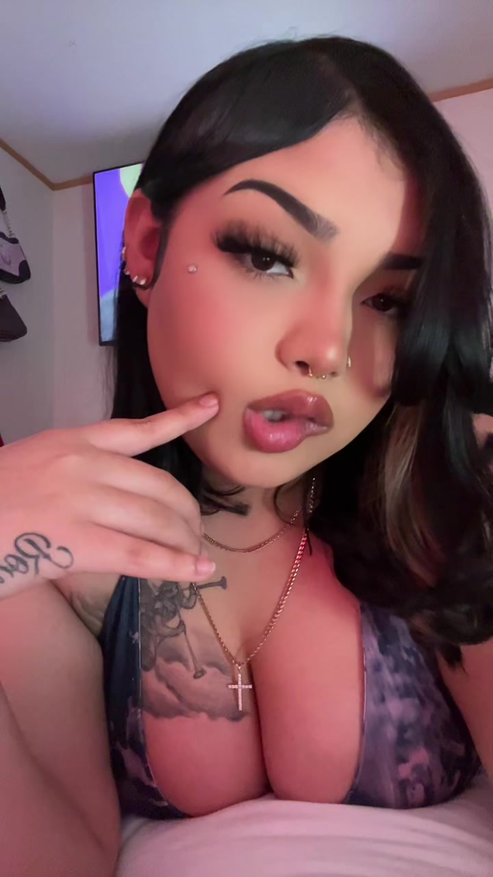 @️
