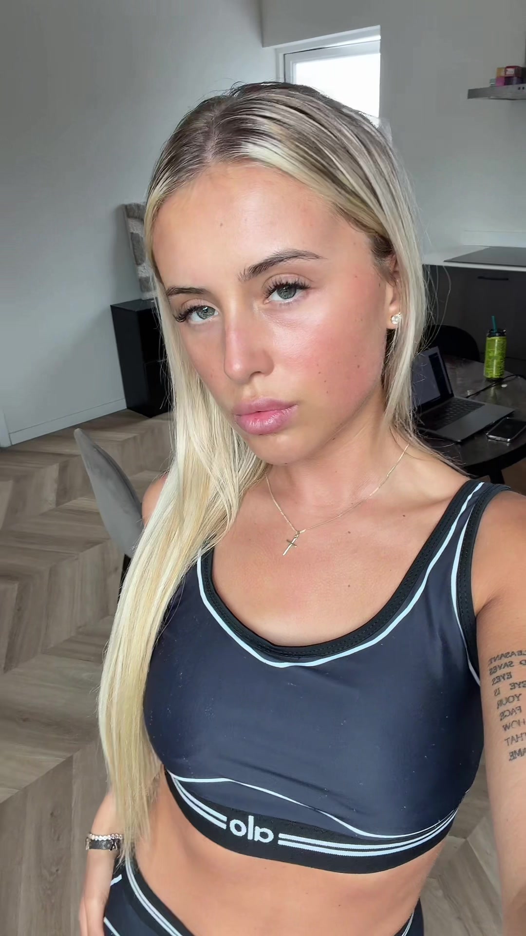 @sterrenovaaa