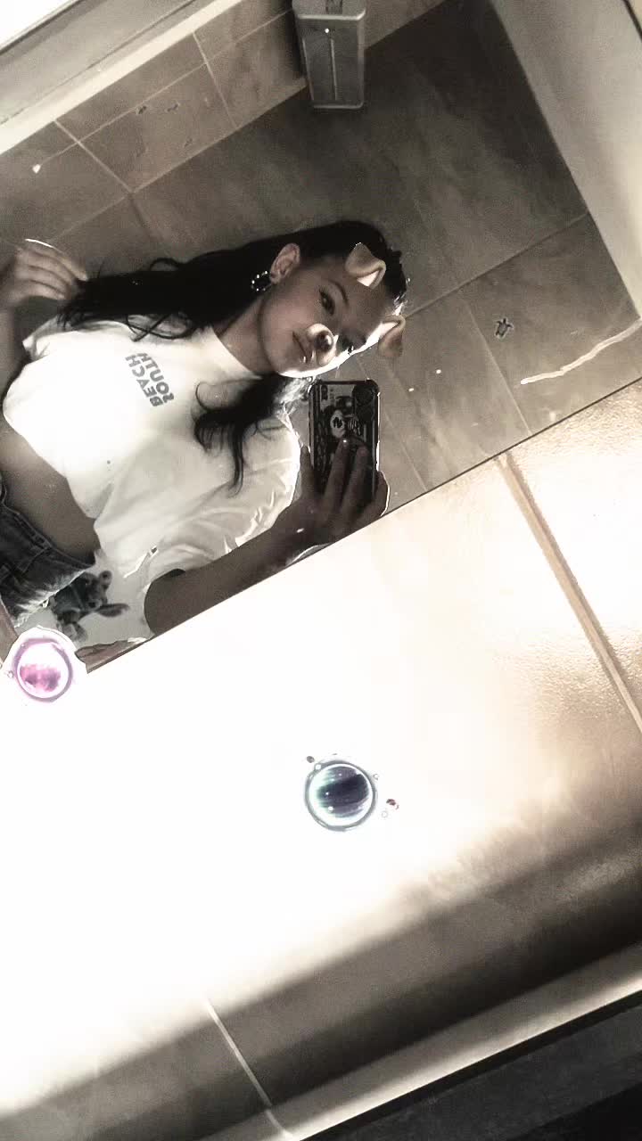 @Zoecska