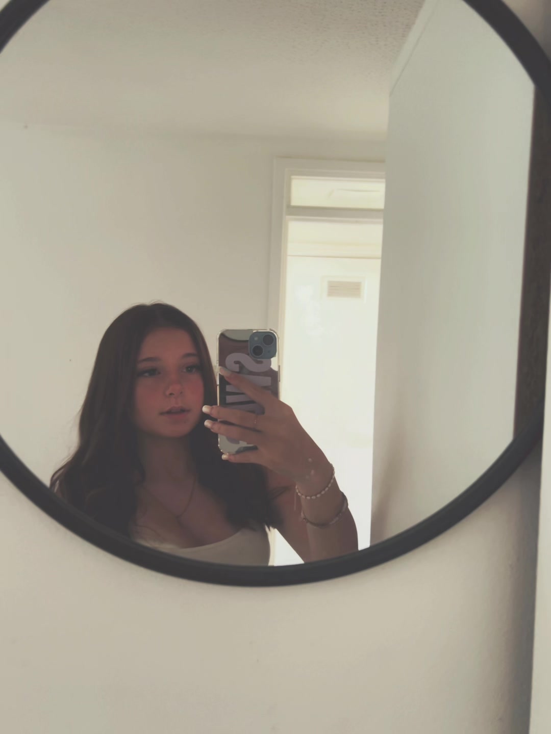@𝐋𝐢𝐥𝐲 🩶