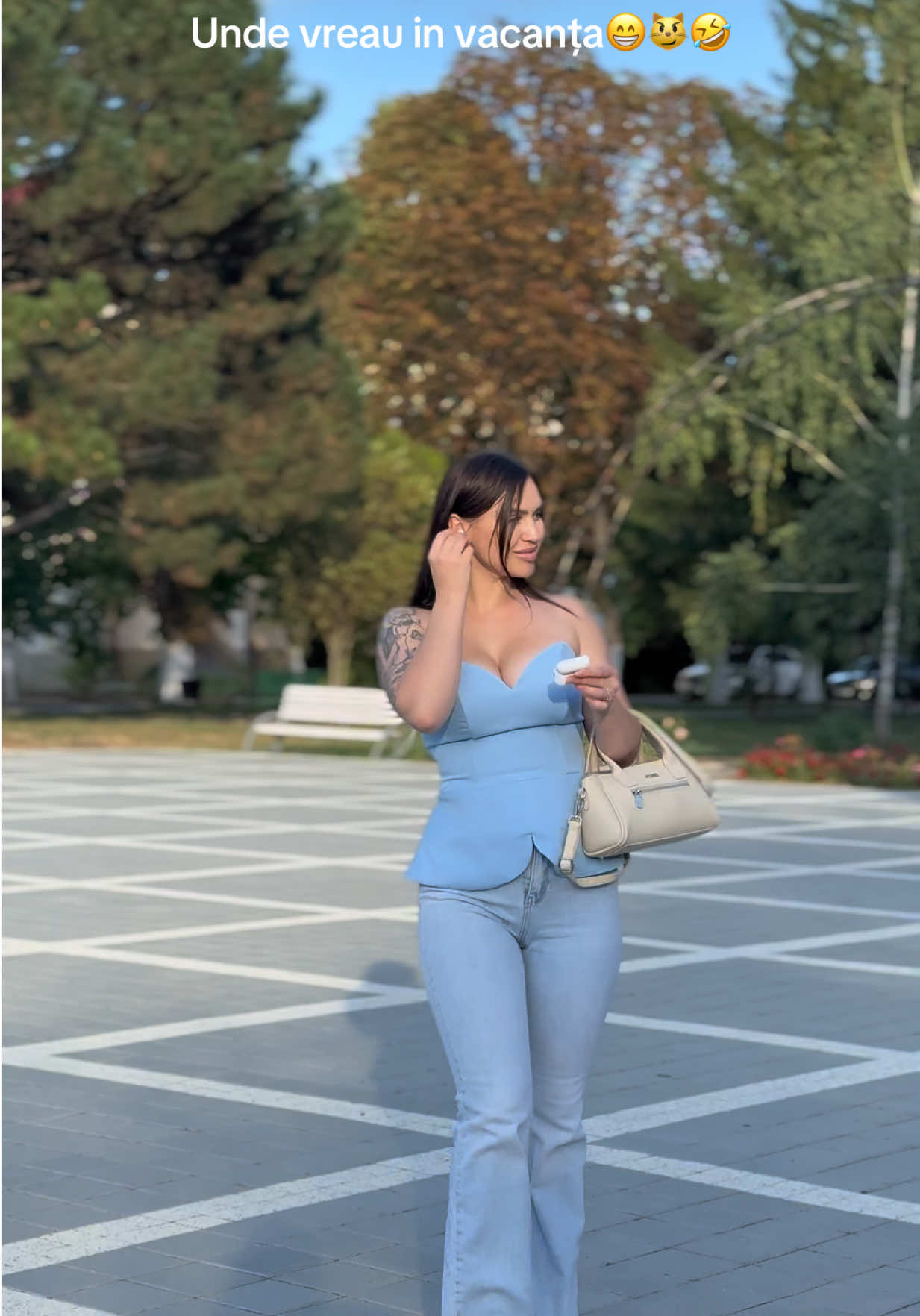 @NADIA BOLOGAN ArtistăModerator