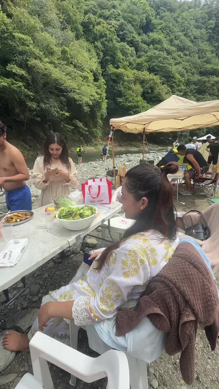 @✨🇳🇵Radhika 🇯🇵💫