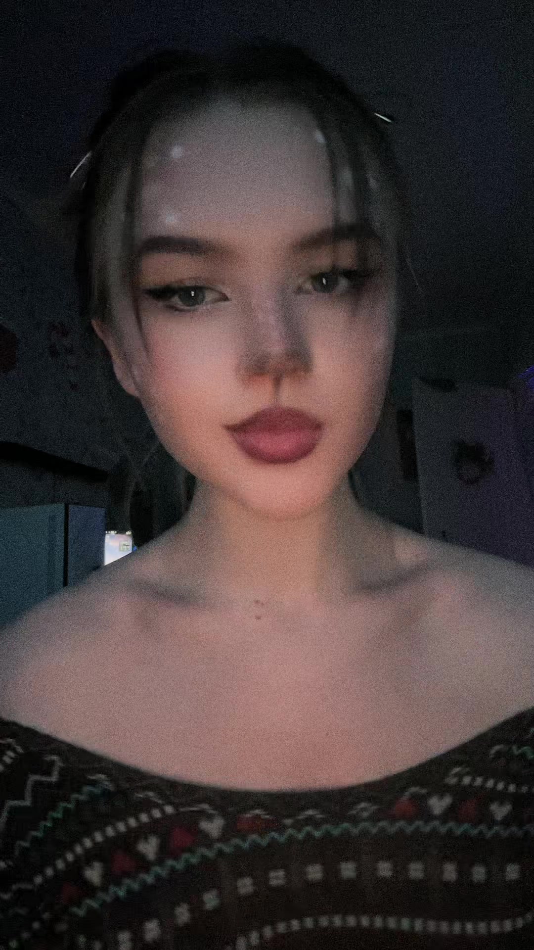 @_lisa23_